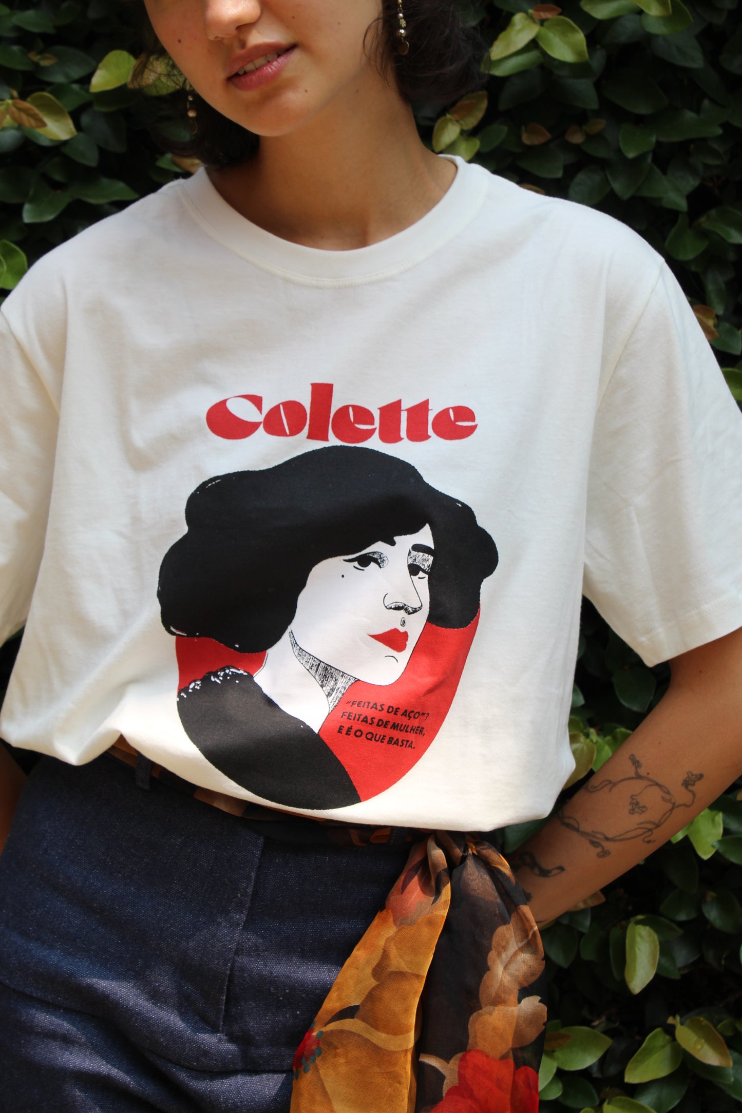 Camiseta Oversized Colette